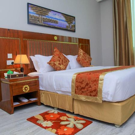 Tiffany Diamond Hotels Ltd - Makunganya Darüsselam Dış mekan fotoğraf