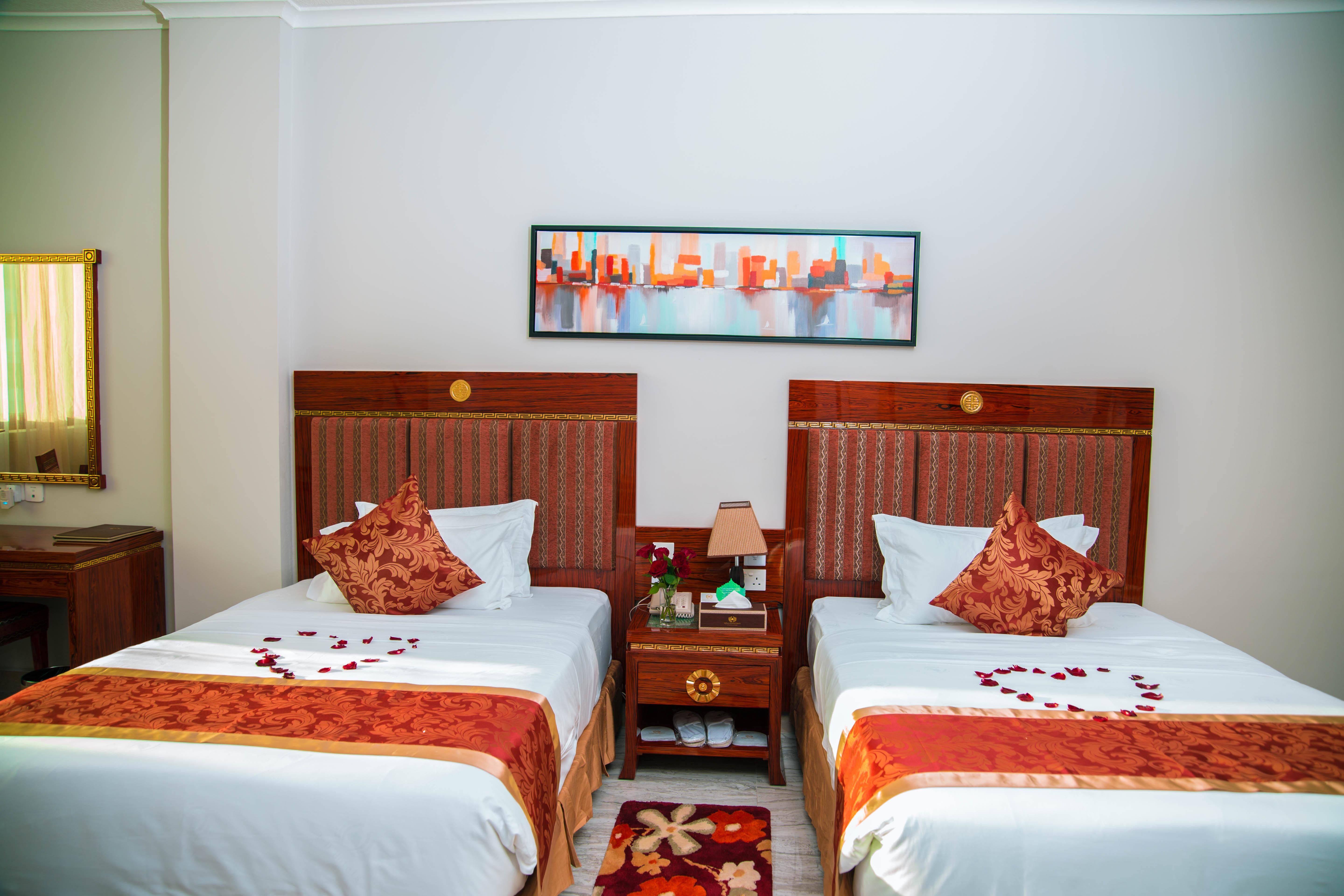 Tiffany Diamond Hotels Ltd - Makunganya Darüsselam Dış mekan fotoğraf